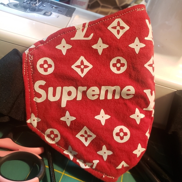 Schuurman Studios Accessories - Customer Order Speciality Mask